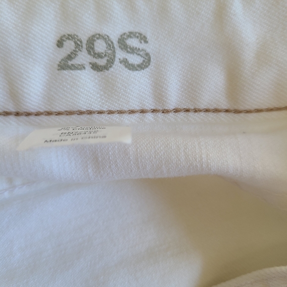 J. CREW Woman's Bootcut Jean's, Size: 29S Color: White - Picture 8 of 16